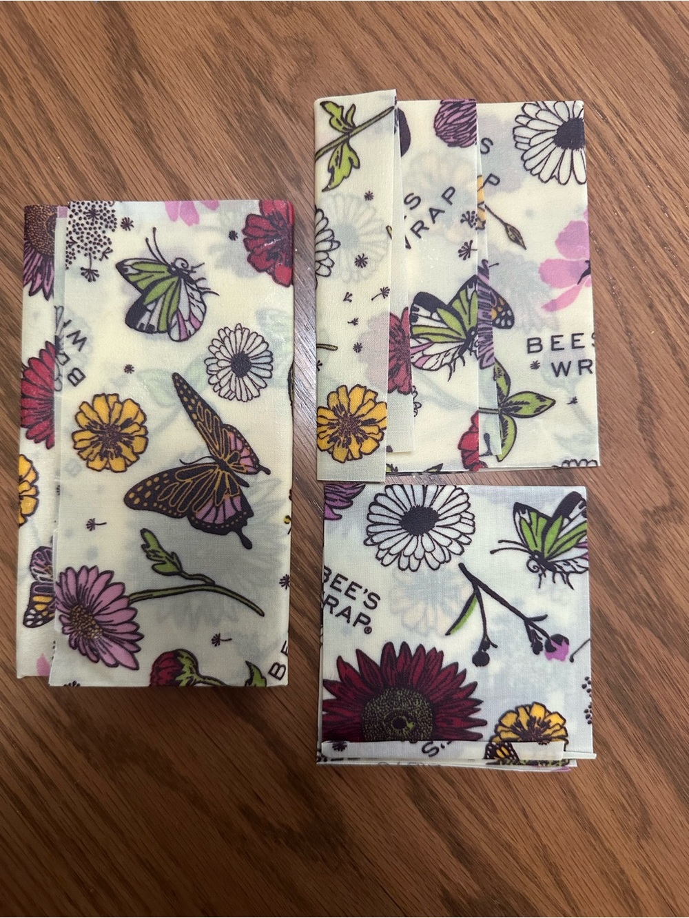 Floral & Butterfly Bees Wrap Reusable Food Wraps - Cream Background